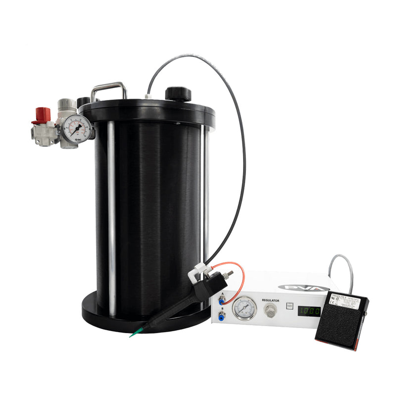 5-liter fluid dispensing system equipped with a plastic handheld valve and foot pedal